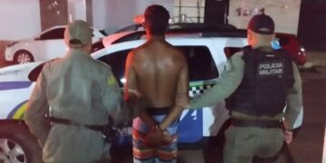 Dono de bar é esfaqueado após negar dose de cachaça a cliente no interior do Piauí