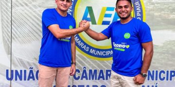 Chapa encabeçada pelos vereadores Rodrigo Rocha e Abraão Araújo vence eleição da AVEP