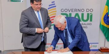 Governador Rafael Fonteles transmite cargo ao vice Themístocles Filho e sai de férias por 12 dias