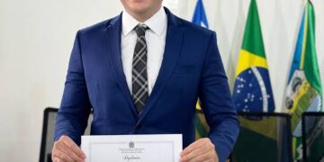 Prefeito de São Miguel do Tapuio cancela carnaval e compra ambulâncias para o município
