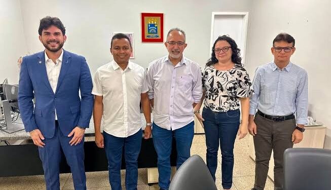 Deputados discutem implantação do curso de medicina da UFPI em Floriano