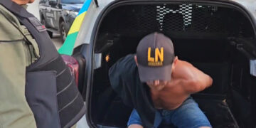 Suspeito de importunação sexual é preso ao fazer buraco no muro para ver vizinha em União