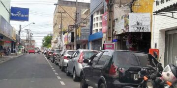 Prefeitura de Teresina estuda cobrar por estacionamento em vias públicas do Centro
