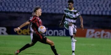 Em noite chuvosa, Altos empata com o Moto Club no Nordestão