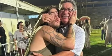 Pai de Whindersson Nunes diz que filho está bem e detalhe seu estado atual