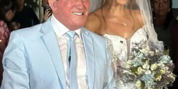 Aos 74 anos, Amado Batista se casa com miss, de 23, em fazenda no Mato Grosso