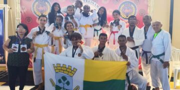 Atletas de Cabeceiras do Piauí se destacaram no Open Piauiense de Karatê-Dô Tradicional que aconteceu em Luzilândia 