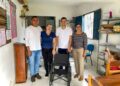 Prefeito Dr. Osael e equipe entregam cadeira de rodas na Escola Padre Expedito de Aguiar em Lagoa Alegre