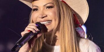 Dr. Osael realiza a maior festa da história de Lagoa Alegre com show de Solange Almeida