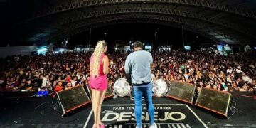 Show da banda Seu Desejo é paralisado após plateia passar mal com spray de pimenta em José de Freitas