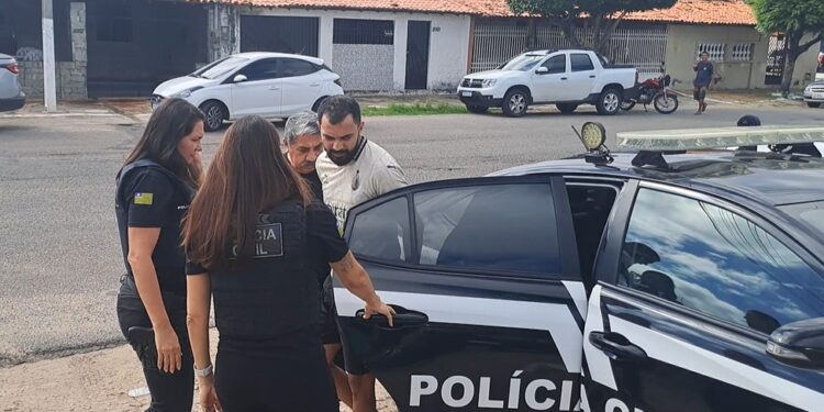 Líder religioso e treinador de futebol é preso por suspeita de crimes sexuais contra jovens no litoral do Piauí