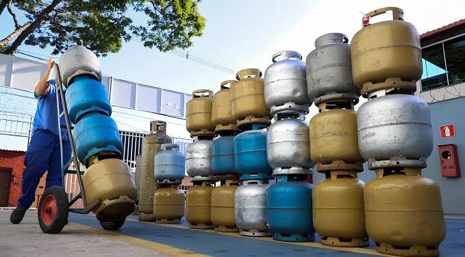 Distribuidora anuncia aumento no preço do gás de cozinha no Piauí e outros estados do Nordeste