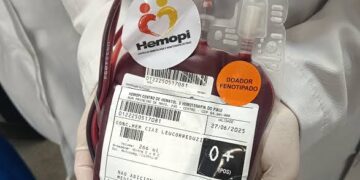 Paciente com sangue raro recebe transfusão graças a doadores localizados pelo Hemopi