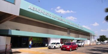Avião colide com pássaro e retorna ao Aeroporto de Teresina momentos após a decolagem
