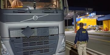 Caminhoneiro é preso por dirigir sob efeito de maconha em Valença do Piauí