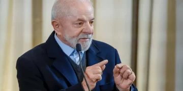 Lula sanciona lei que amplia para 30% das cotas em concursos públicos