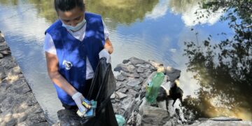 Prefeitura de Cabeceiras realiza ações de limpeza nas margens dos rios