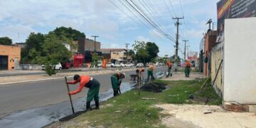 Garis de Teresina param por atraso de salários e podem entrar em greve