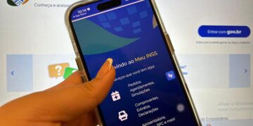 INSS começa a devolver descontos indevidos a aposentados nesta quinta-feira