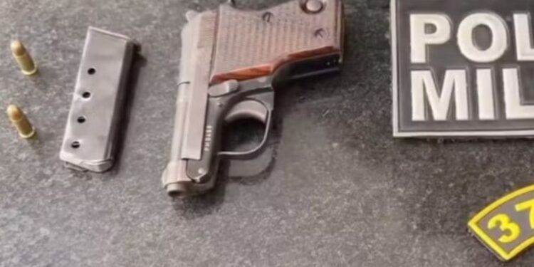 Professora é presa após sacar arma e tenta atirar em servidores no Maranhão