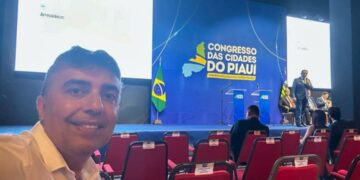 Prefeito Dr. Osaelzim participa do 4º Congresso das Cidades em Teresina