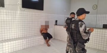 Jovem é preso suspeito de matar irmão a facadas após discussão em Luís Correia