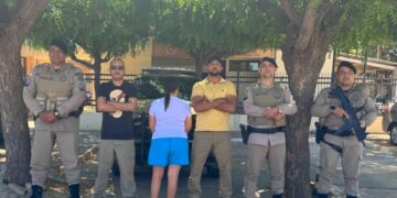 Mulher é morta a facadas após briga de bar no interior do Piauí