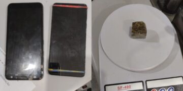 Mulher é presa após furtar celular de idosa e trocar por drogas em Campo Maior