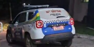 Jovem é esfaqueado no pescoço em José de Freitas e transferido para o HUT em Teresina