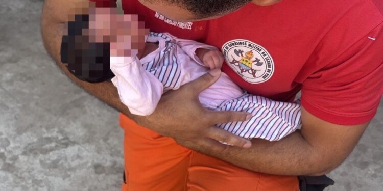 Bombeiros salvam recém-nascido engasgado com leite materno em Teresina