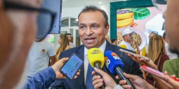 Fábio Abreu aciona STF para garantir manutenção das dez vagas de deputado do Piauí