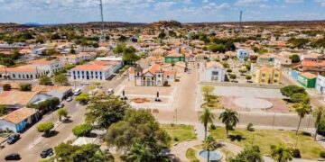 Oeiras tem menor índice de umidade do país e Inmet alerta quase todo o Piauí