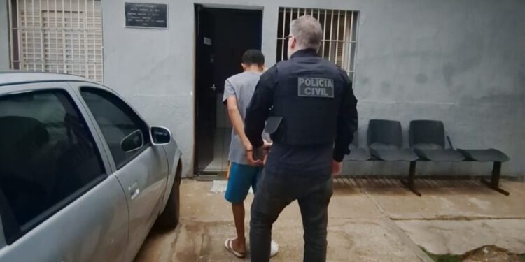 Adolescente é apreendido suspeito de matar outro jovem com tiro em Altos