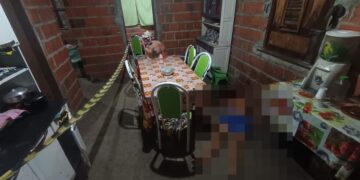 Pai é morto dentro de casa na frente da filha de três anos em Luís Correia