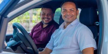 Empresa Localiza recolhe 9 veículos da prefeitura, incluindo viatura da Guarda Municipal, por falta de pagamento