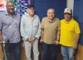 Toni Rodrigues e Tiago Junqueira participam de entrevista na Rádio Vale do Canindé ao lado de B. Sá