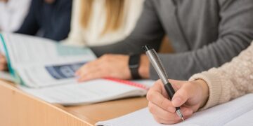 Prefeitura de José de Freitas abre inscrições para seletivo com 74 vagas e salários de até R$ 2,4 mil reais