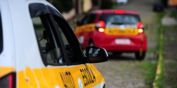 Novas regras da CNH entram em vigor esta semana com fim de aulas obrigatórias em autoescolas