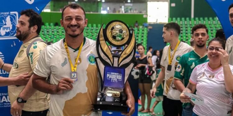 Malabim entra para a história como o primeiro freitense campeão brasileiro de futsal