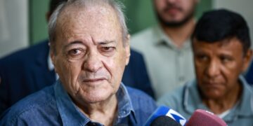 Silvio Mendes segue internado, apresenta melhora, mas não tem previsão de alta