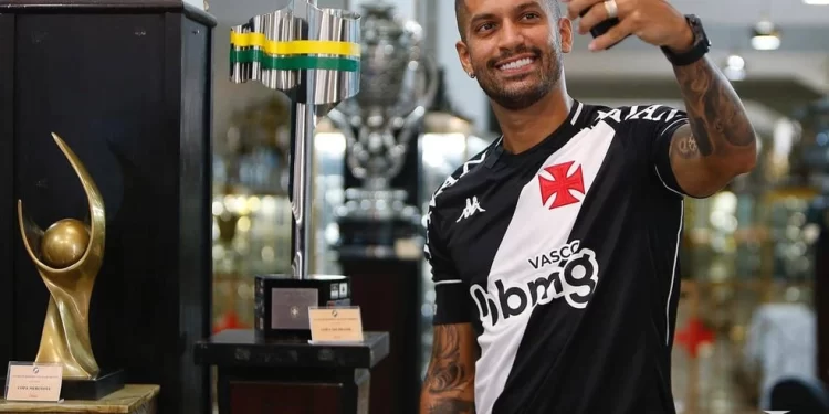 Piauiense Rômulo encerra carreira com história relevante no futebol brasileiro