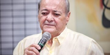 Prefeito Silvio Mendes é internado em hospital após quadro de virose