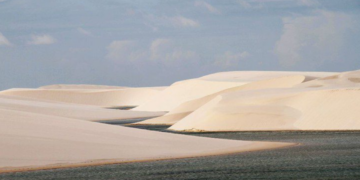 Lençóis Maranhenses é eleito principal destino de ecoturismo do Brasil para 2026