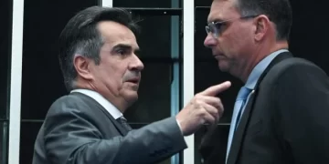 Ciro Nogueira deve ser anunciado como vice na chapa de Flávio Bolsonaro