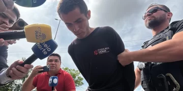 Filho desfigurou rosto do pai com pedra após esfaqueá-lo em Teresina, diz polícia