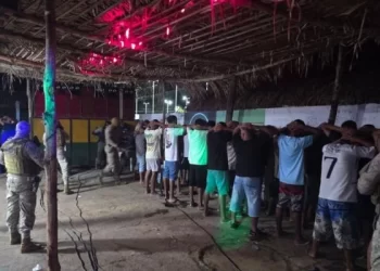 Polícia Militar apreende armas e drogas em baile de reggae no interior do Piauí