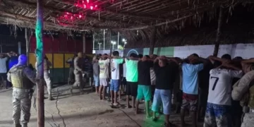 Polícia Militar apreende armas e drogas em baile de reggae no interior do Piauí