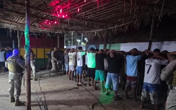 Polícia Militar apreende armas e drogas em baile de reggae no interior do Piauí