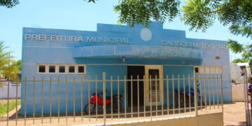 Prefeitura de Cabeceiras abre seletivo para professores com salário de R$2,5 mil