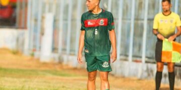 Jovem freitense Felipe Rodrigues viaja para fazer teste no Fortaleza-CE